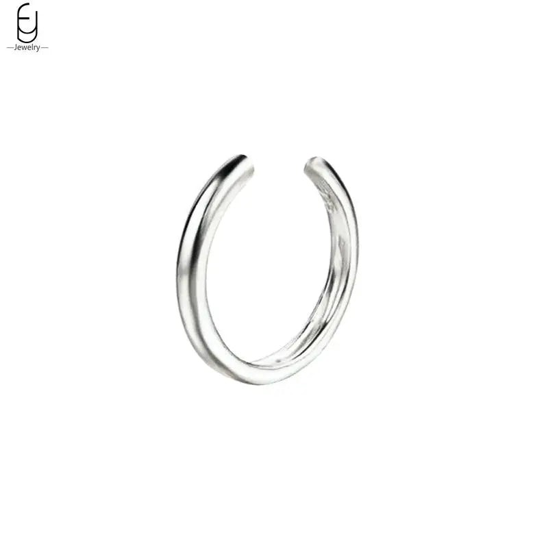 ✨Minimalist 24K Gold-Plated Ear Cuff – No Piercing Needed