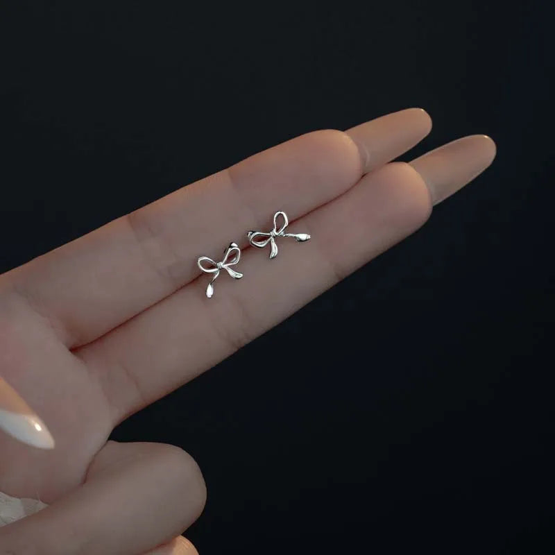 ✨Bow Mini Stud Earrings – Elegant Bow-Shaped Earrings (Gold &amp; Silver)