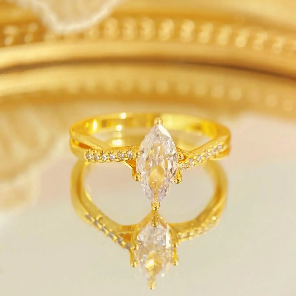 ✨Gorgeous 925 Sterling Silver Marquise Gem Ring – Shining Golden Finish, Elegant Women's Jewelry