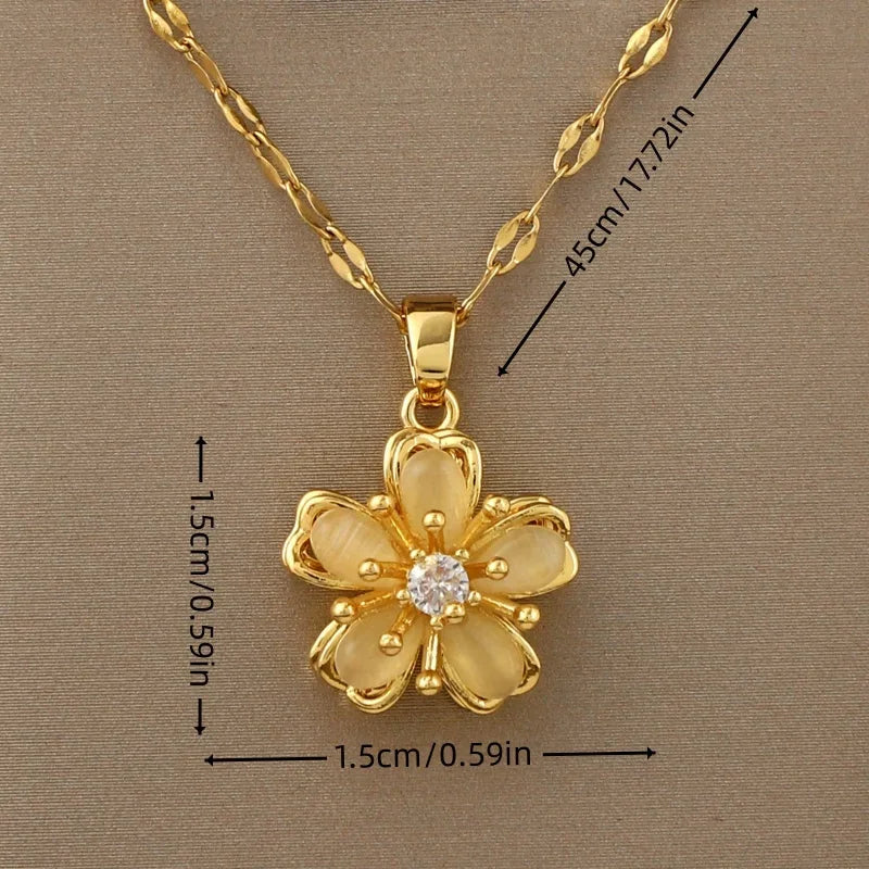 ✨Rotating Golden Flower Pendant Necklace – Romantic Gift for Her