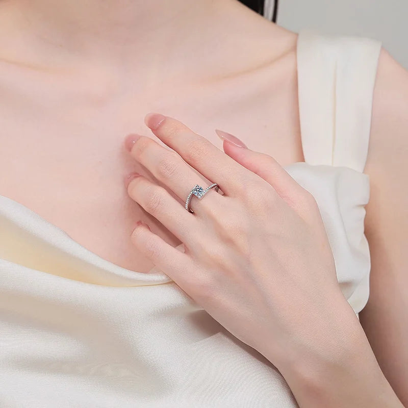 ✨ 0.5CT D-Color VVS1 Moissanite Ring – GRA Certified