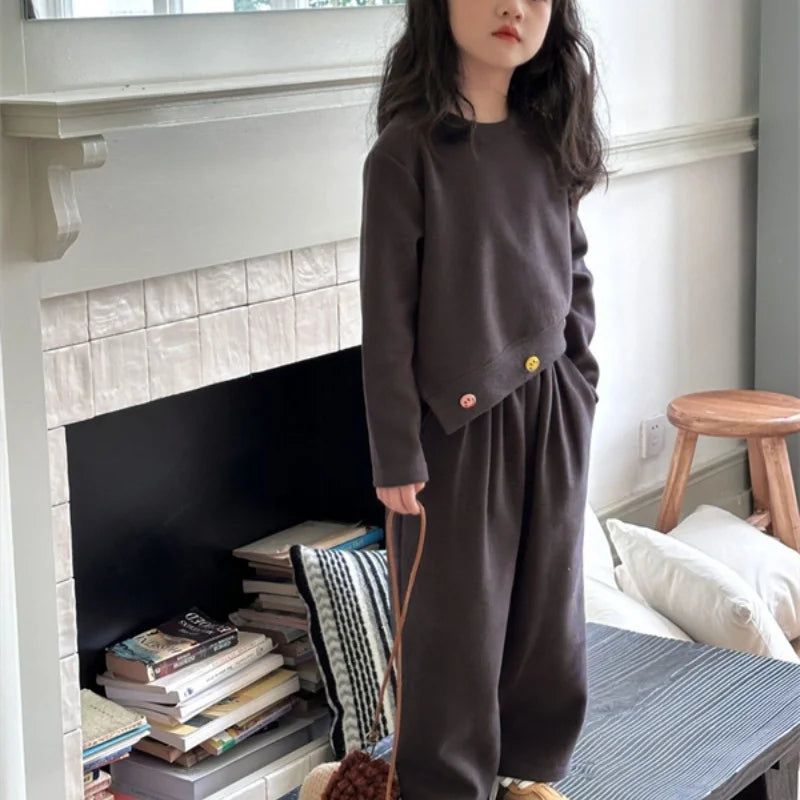 Girls 2-Piece Cozy Sweatshirt &amp; Pants Set – Stylish Kids Outfit