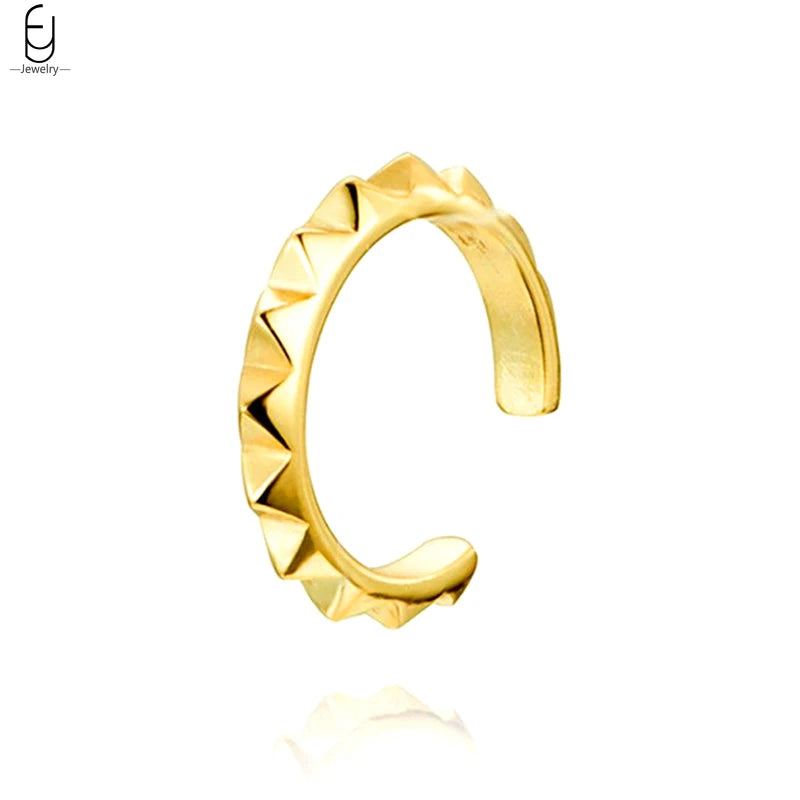 ✨Minimalist 24K Gold-Plated Ear Cuff – No Piercing Needed