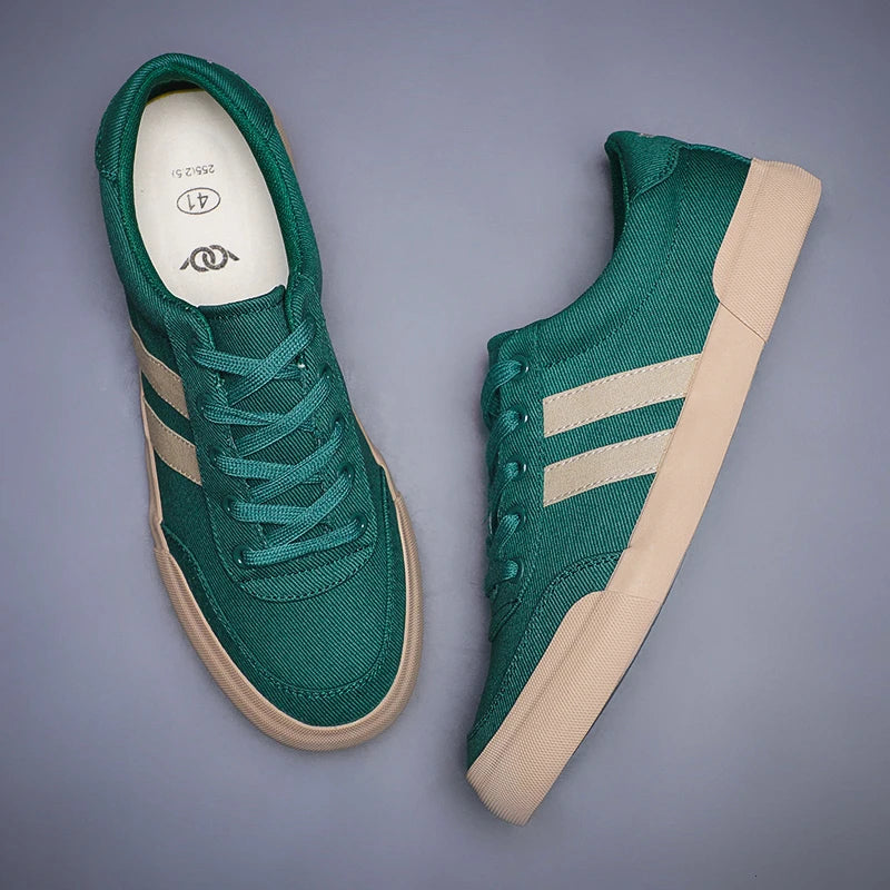 ✨ Men's Classic Canvas Sneakers – Everyday Comfort