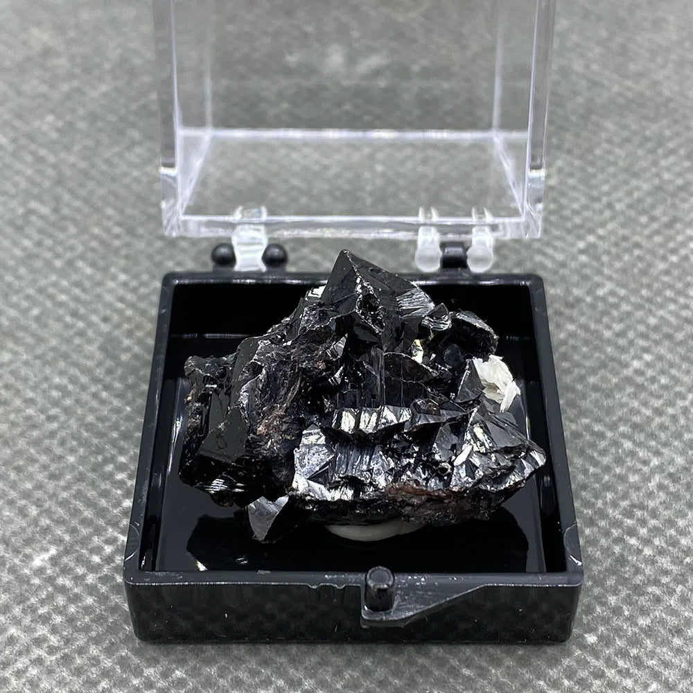 ✨ Natural Xuebaoding Cassiterite Pendant – Certified Gemstone